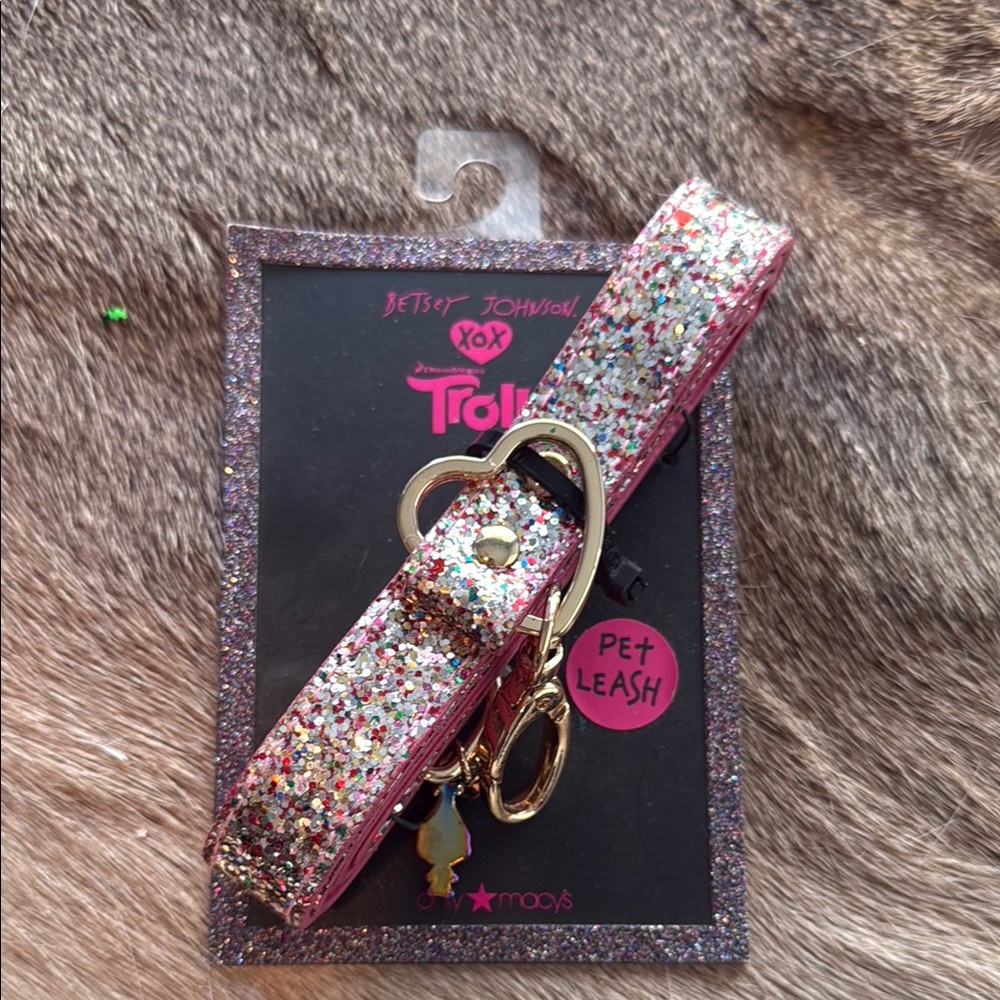 Betsey Johnson Pink Glitter Pet Leash